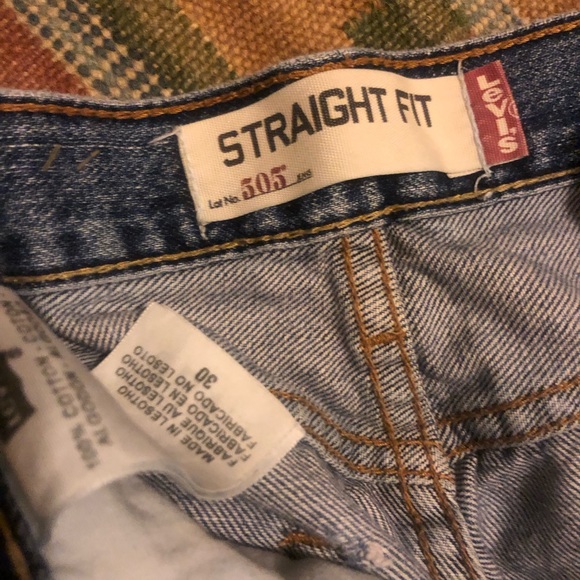 Levi’s Straight Fit 505 Jean short size 30 - Picture 3 of 4